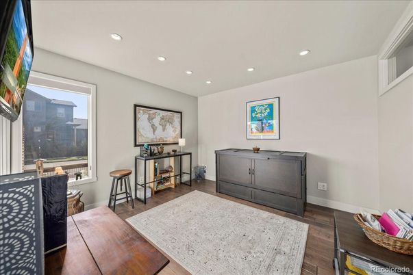 Interior, Recessed Lighting, Wood Texture Flooring