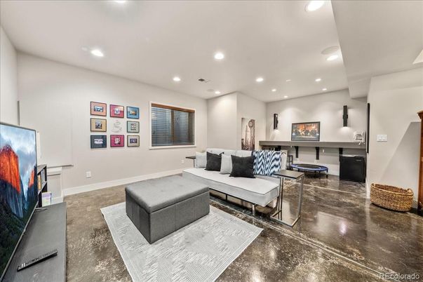 Fireplace, Interior, Living room, Recessed Lighting