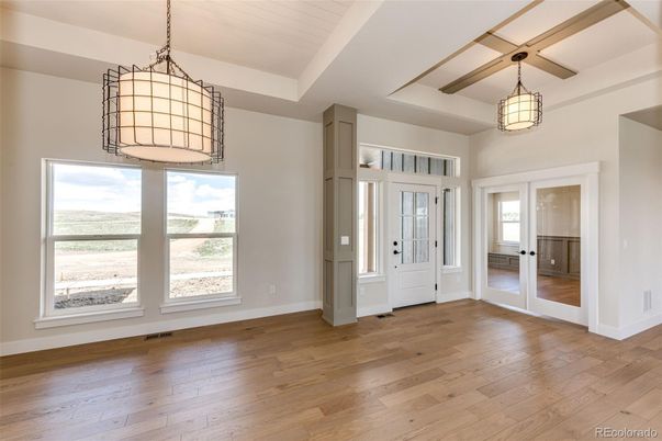 Empty room, Interior, Pendant Lights, Wood Texture Flooring