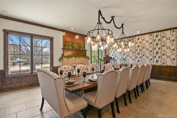 Dining room, Interior, Pendant Lights, Recessed Lighting