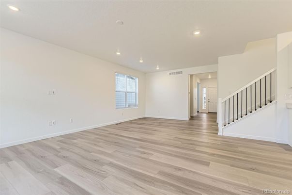 Empty room, Interior, Recessed Lighting, Wood Texture Flooring
