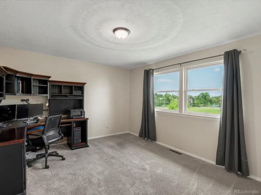 Home Office, Interior