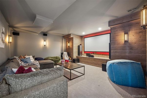 Interior, Living room, Projection Screen, Recessed Lighting, Theatre Room
