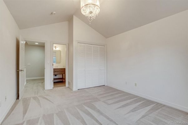 Chandelier, Empty room, Interior, Recessed Lighting