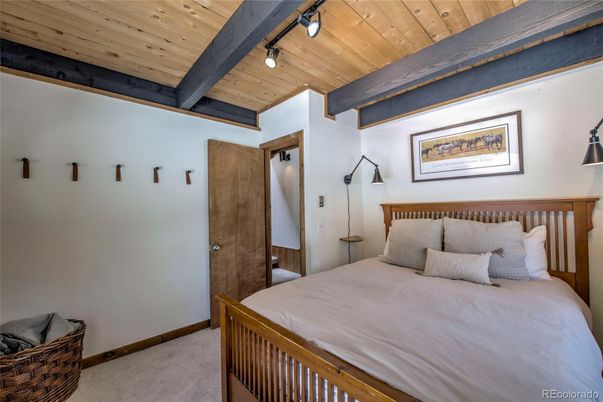 Bedroom, Interior, Wooden Beams, Wooden Ceilings