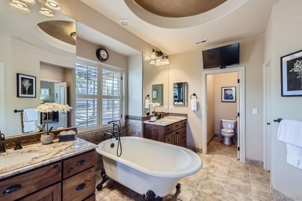 Bathroom, Dual Sink Vanities, Free Standing Baths, Interior