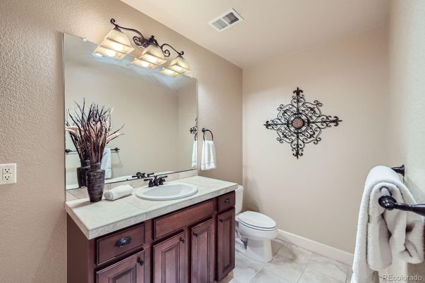 Bathroom, Interior, Tile Countertops