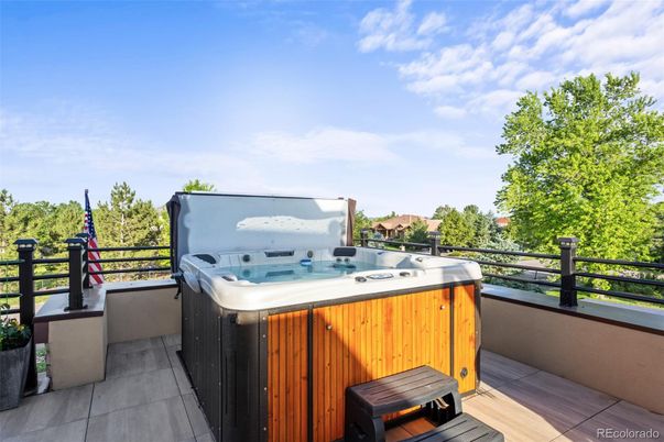 Exterior, Hot Tub
