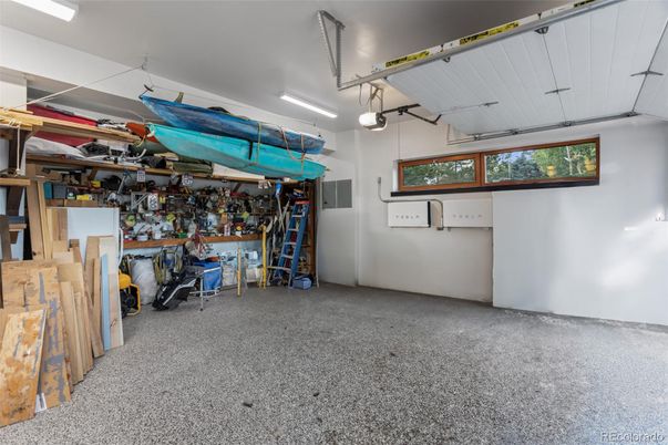 Garage, Interior