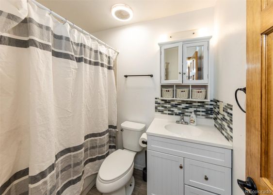 Bathroom, Interior