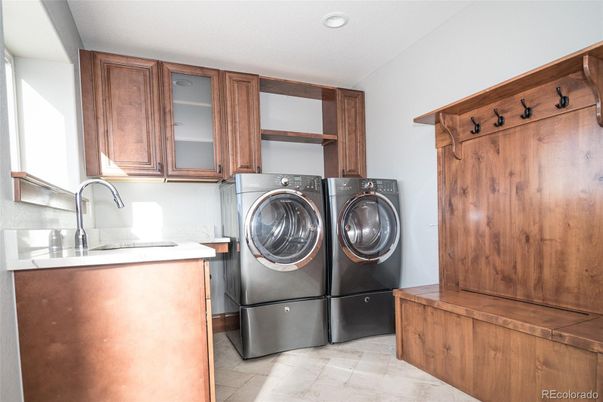 Interior, Recessed Lighting, Washer