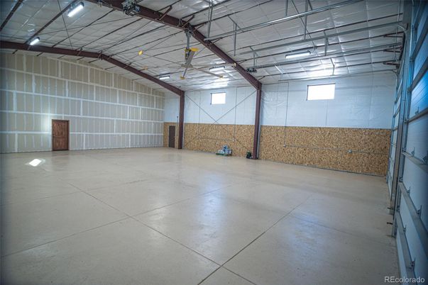 Garage, Interior