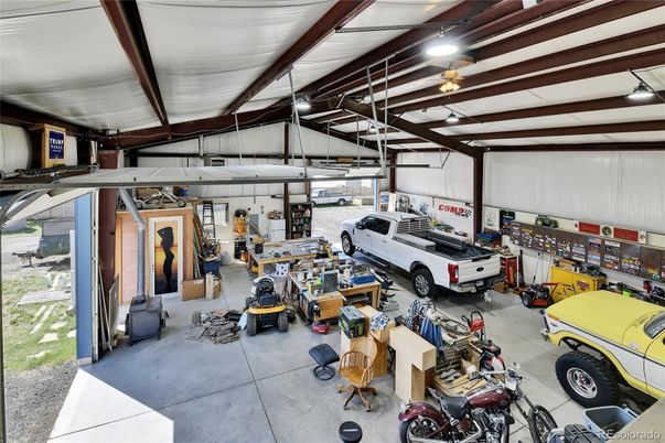 Garage, Interior
