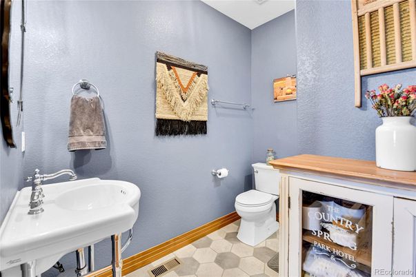 Bathroom, Interior