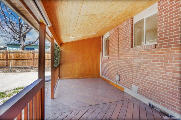 Exterior, Wood Texture Flooring