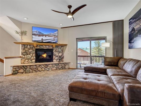 Fireplace, Interior, Living room, Recessed Lighting