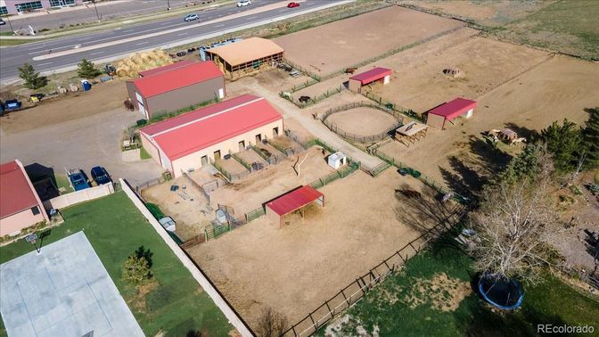 Exterior, Drone