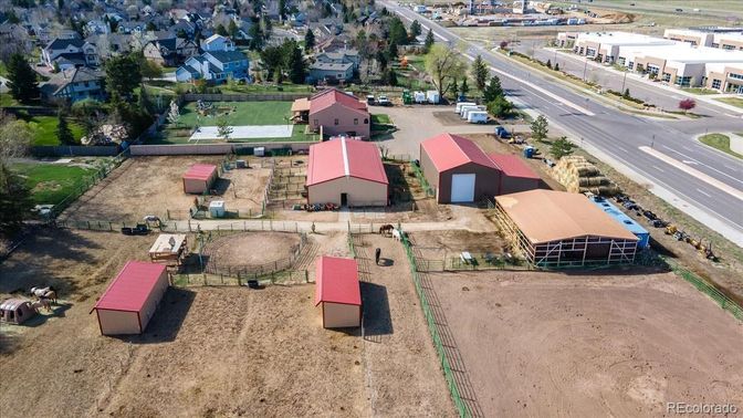 Exterior, Drone