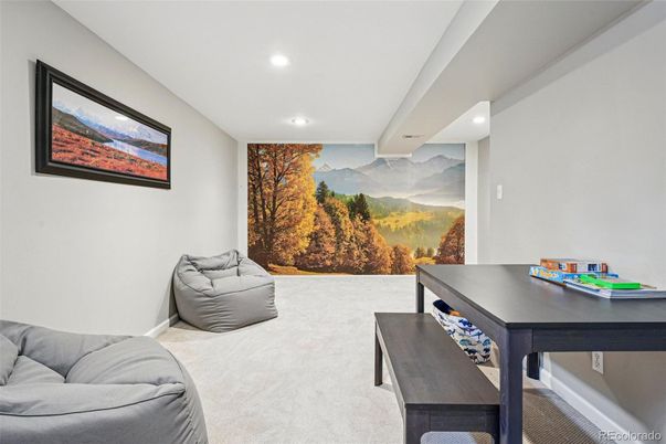 Game Room, Interior, Recessed Lighting