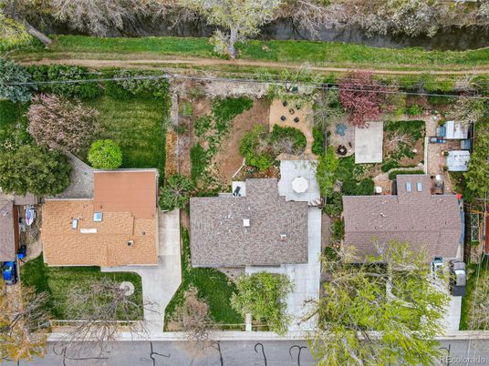 Exterior, Drone