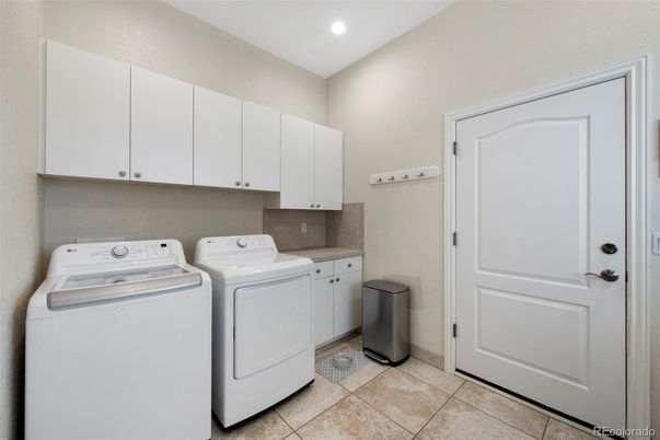 Interior, Recessed Lighting, Washer