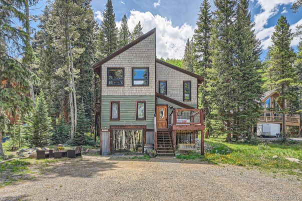 Backyard, Exterior, Facade, Log Home
