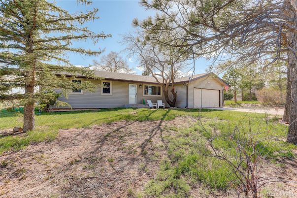 Backyard, Detached Garage, Exterior