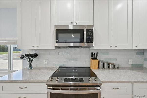 Interior, Kitchen, Stainless Steel Appliances
