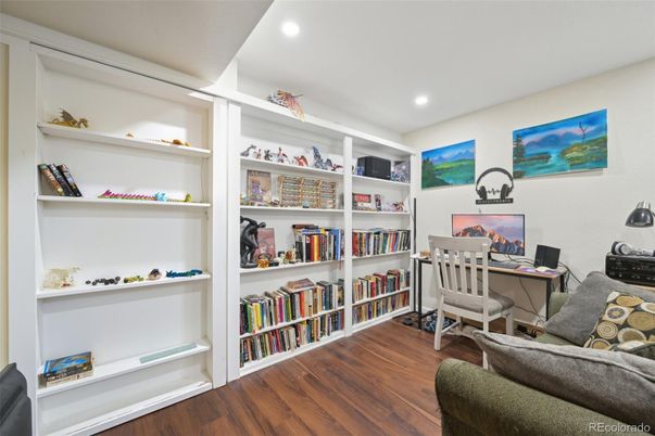 Home Office, Interior, Recessed Lighting, Wood Texture Flooring