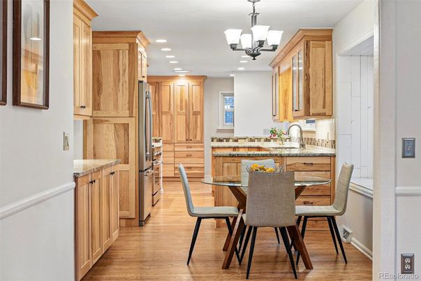 Chandelier, Dining room, Interior, Kitchen, Pendant Lights, Recessed Lighting, Wood Texture Flooring