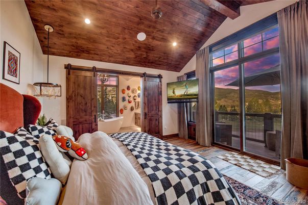 Bedroom, Interior, Recessed Lighting, Wooden Ceilings, Wood Texture Flooring