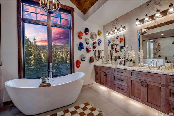 Bathroom, Dual Sink Vanities, Free Standing Baths, Interior