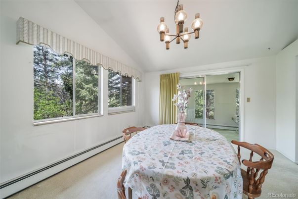 Chandelier, Dining room, Interior, Pendant Lights