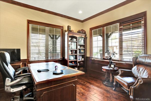 Home Office, Interior, Recessed Lighting, Wood Texture Flooring