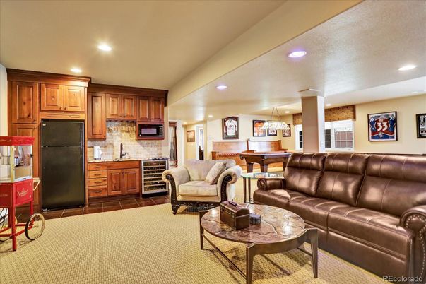 Dining room, Interior, Kitchen, Living room, Pendant Lights, Recessed Lighting, Wood Texture Flooring