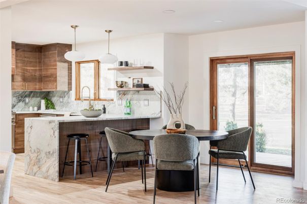 Dining room, Interior, Kitchen, Pendant Lights, Wood Texture Flooring