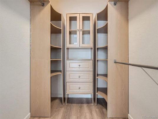 Interior, Walk-in Closets, Wood Texture Flooring