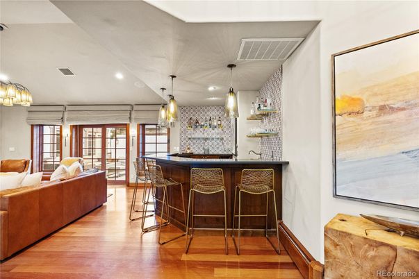 Interior, Living room, Pendant Lights, Recessed Lighting, Wood Texture Flooring