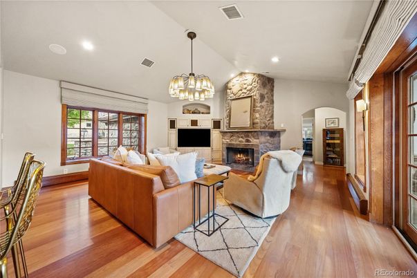 Fireplace, Interior, Living room, Pendant Lights, Recessed Lighting, Wood Texture Flooring