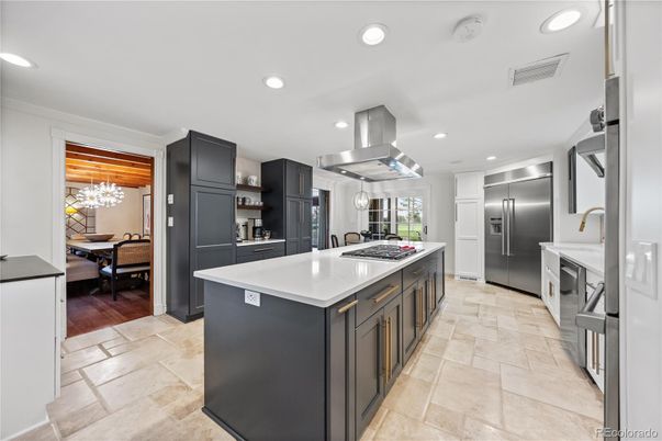 Chandelier, Dining room, Interior, Kitchen, Recessed Lighting, Stainless Steel Appliances