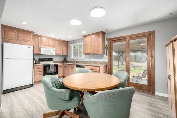 Dining room, Interior, Kitchen, Recessed Lighting, Wood Texture Flooring