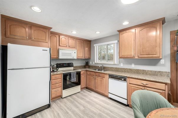 Interior, Kitchen, Recessed Lighting, Wood Texture Flooring