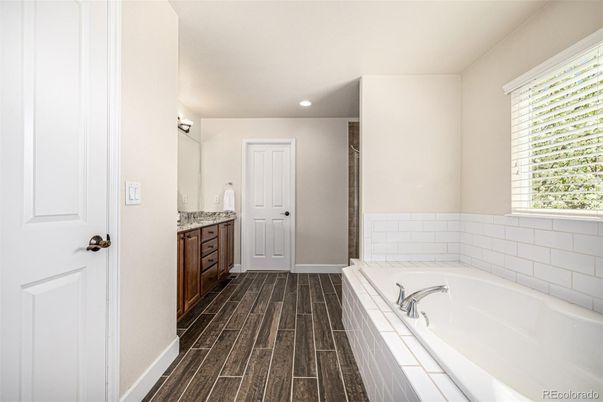 Bathroom, Interior, Recessed Lighting, Wood Texture Flooring