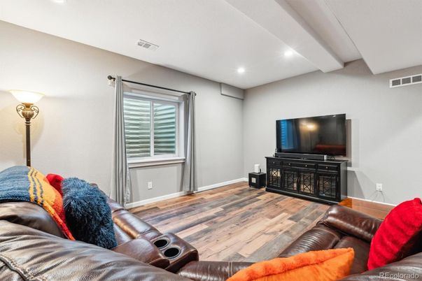 Interior, Living room, Recessed Lighting, Wood Texture Flooring