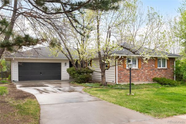 Attached, Exterior, Facade, Brick Facade, Ranch