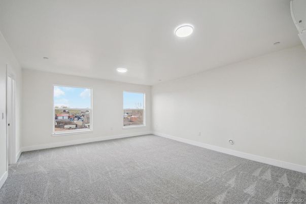 Empty room, Interior, Recessed Lighting
