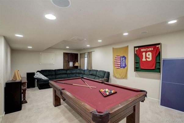 Billiard Table, Game Room, Interior, Recessed Lighting