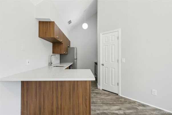 Interior, Kitchen, Pendant Lights, Wood Texture Flooring