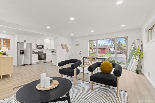 Dining room, Interior, Kitchen, Recessed Lighting, Stainless Steel Appliances, Wood Texture Flooring