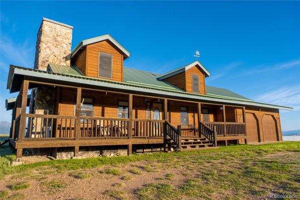 Backyard, Exterior, Facade, Log Home
